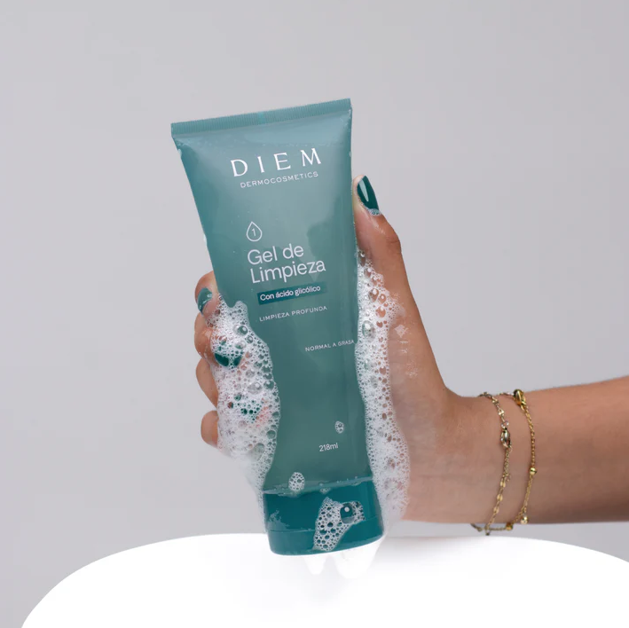 DIEM GEL DE LIMPIEZA PIELES NORMAL A GRASA LIMPIEZA PROFUNDA 218 ML